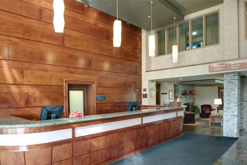 Sandman Hotel & Suites Regina Exterior photo